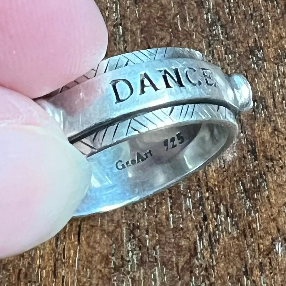 GeoArt “Dance” 925 sterling spinner/fidget ring